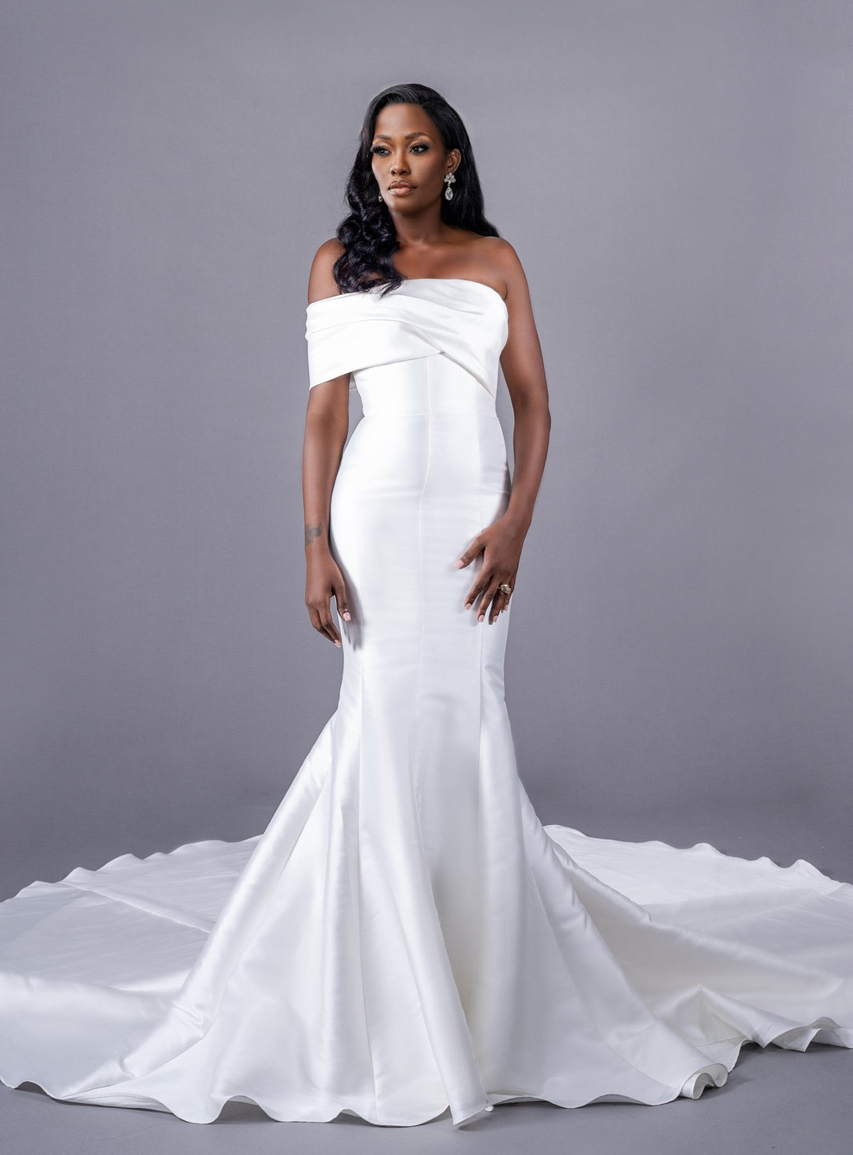 Elora bridal gown