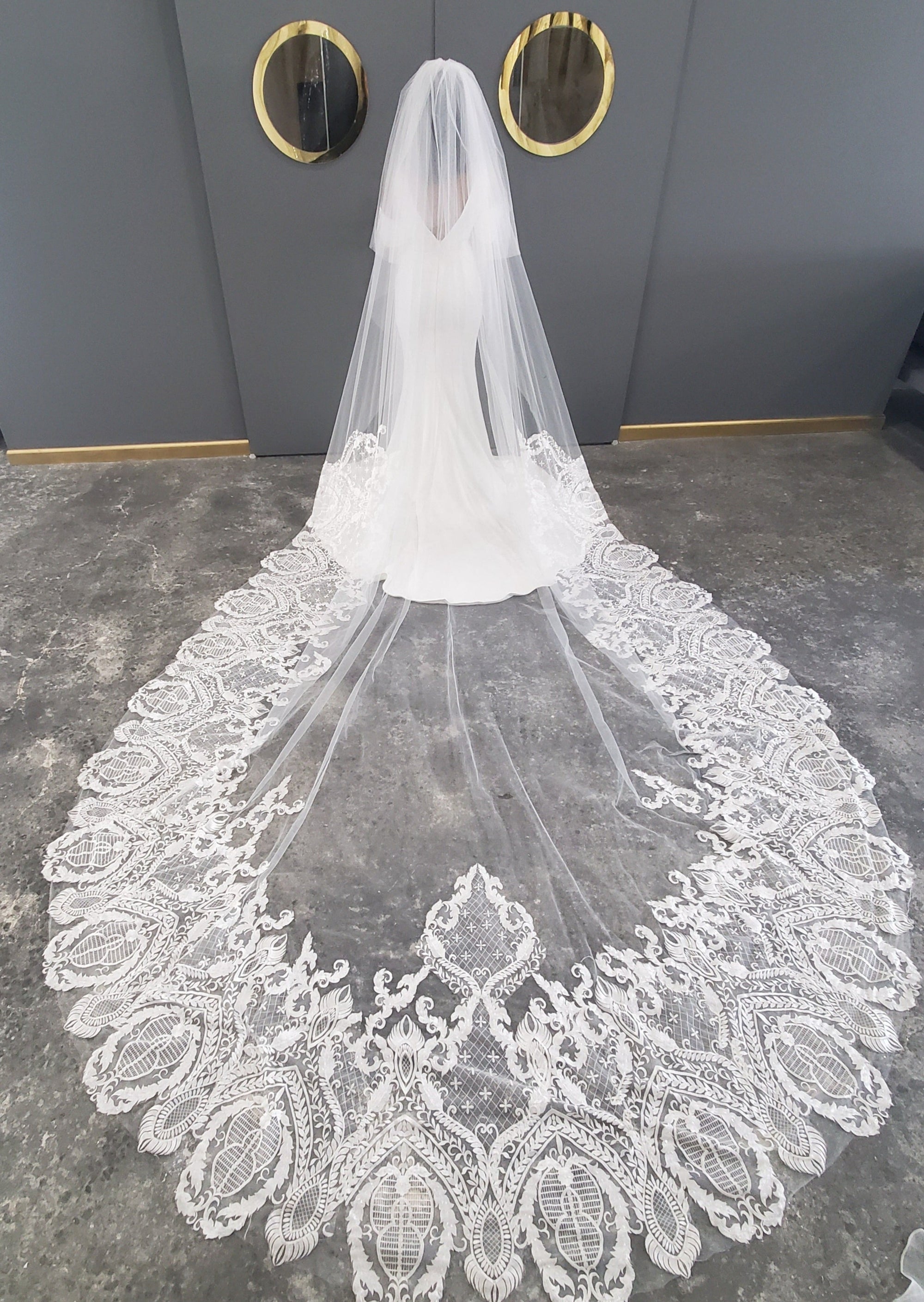 Coretta Gown Veil - Pantora Bridal