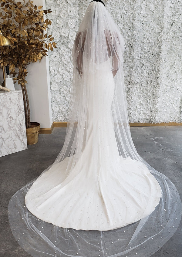 Pearl Trim Wide Cathedral Veil